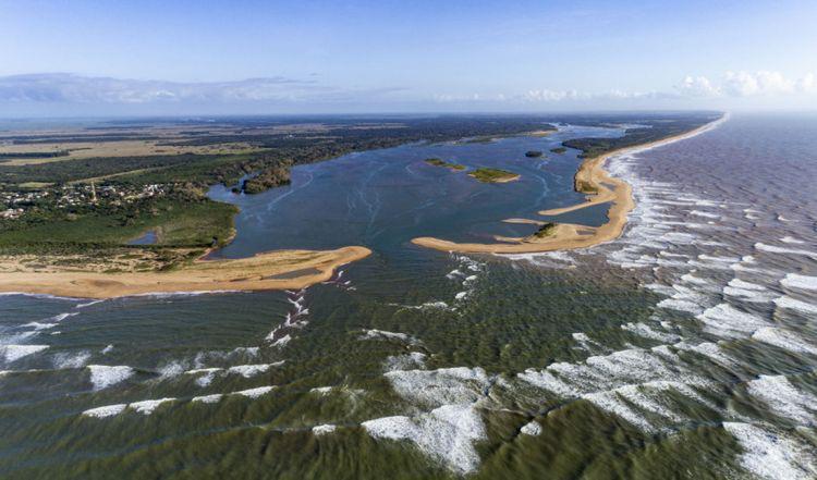 A doação de áreas localizadas em Unidades de Conservação como Compensação Florestal.
