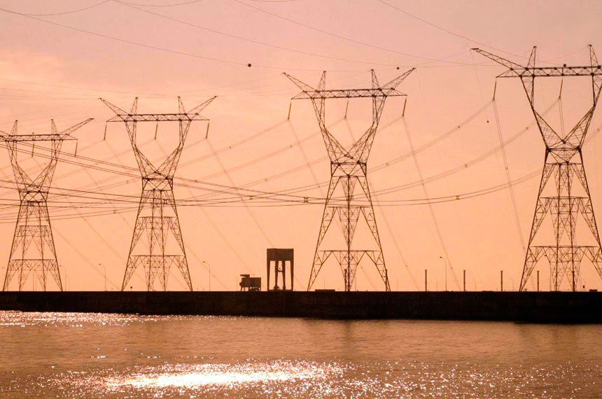 Distribuidoras de energia do Norte terão 210 dias para prorrogar concessões
