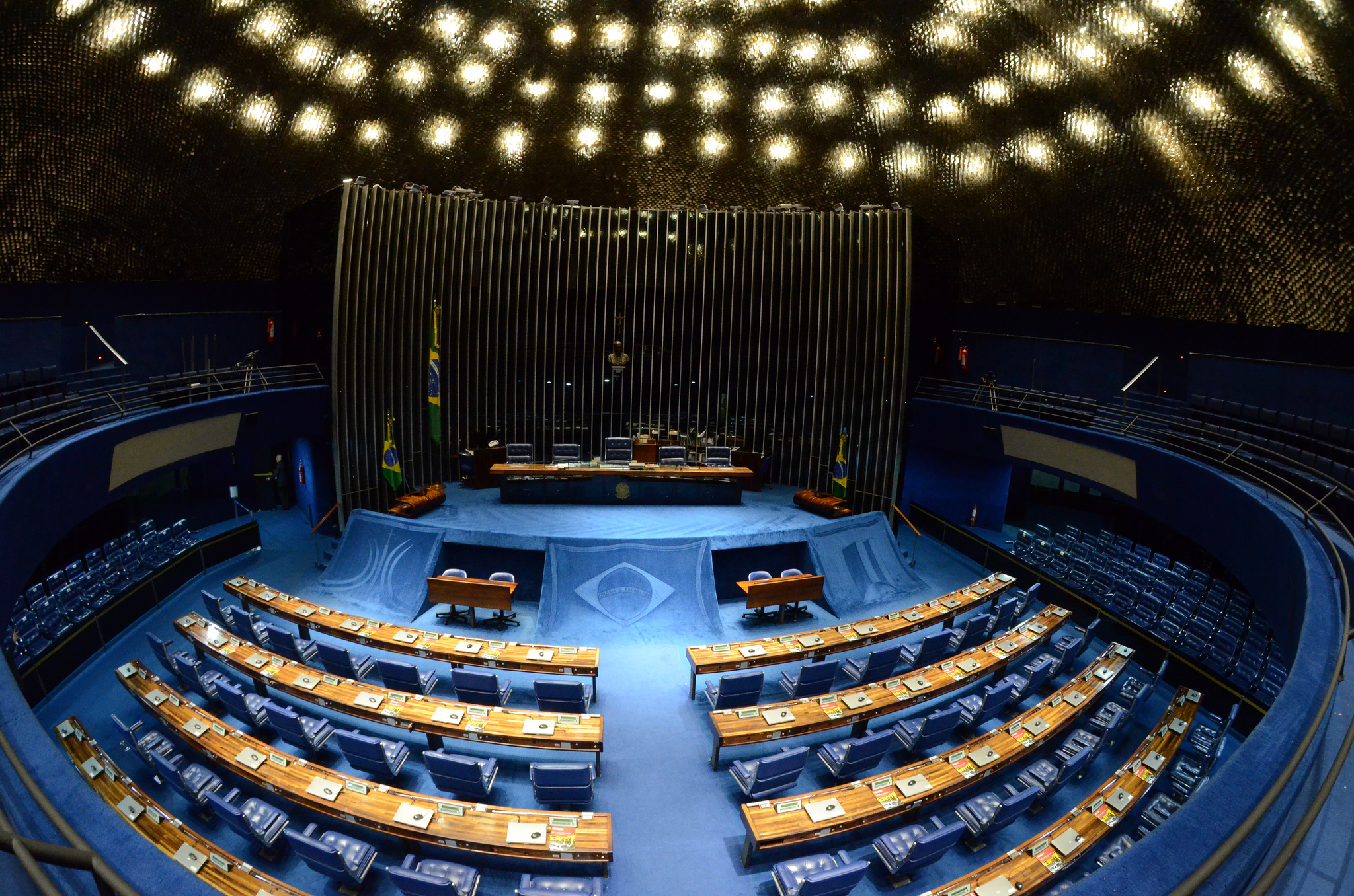 Afastamento de curso d'água em pauta no Congresso: Sócio Marcos Saes participa de Sessão de Debates do Senado